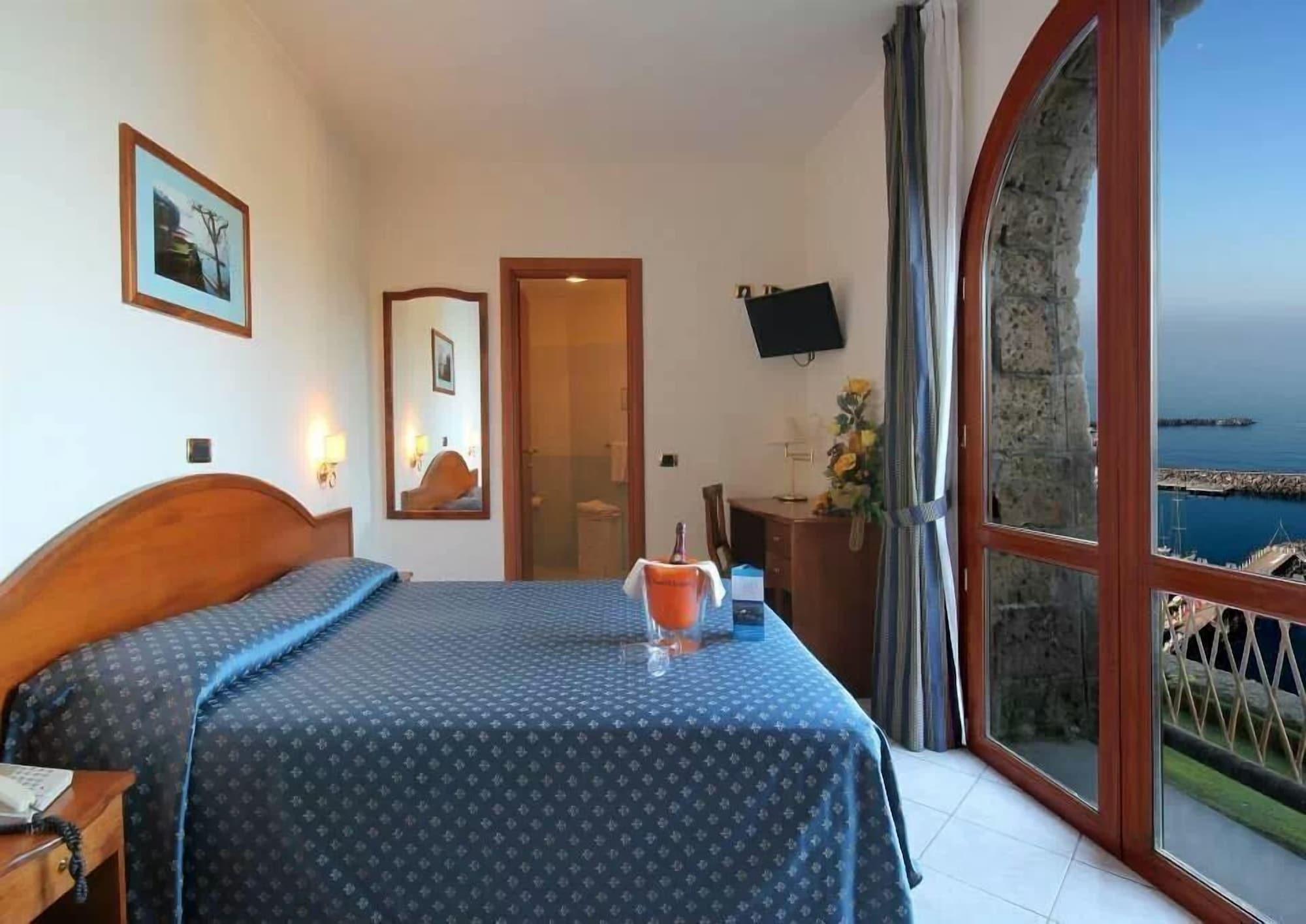 Hr Hotel & Spa Piano di Sorrento Ngoại thất bức ảnh